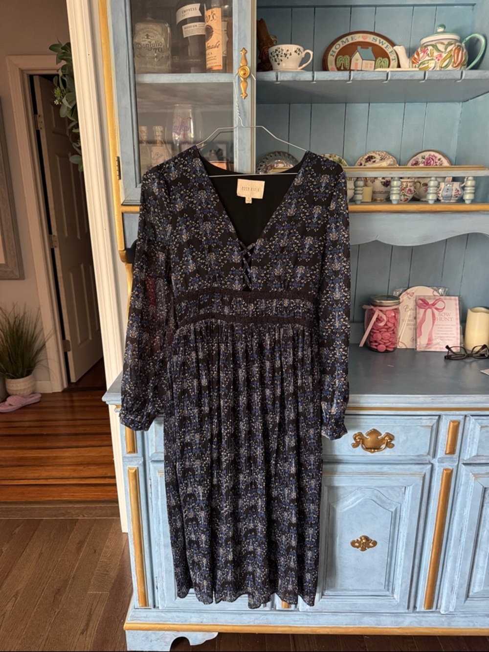Moon River Navy and Black Floral Midi Dress